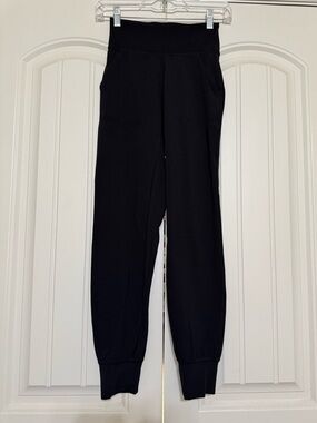 Lululemon Align Jogger 28" in Black Size 2